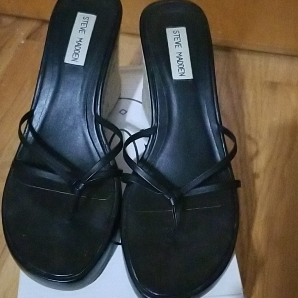 Wedge heels